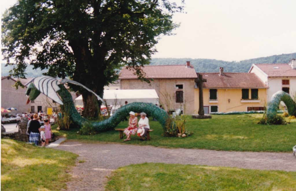 Fête de la Petite Montagne 1997 VIllechantria - La vouivre et le tilleul