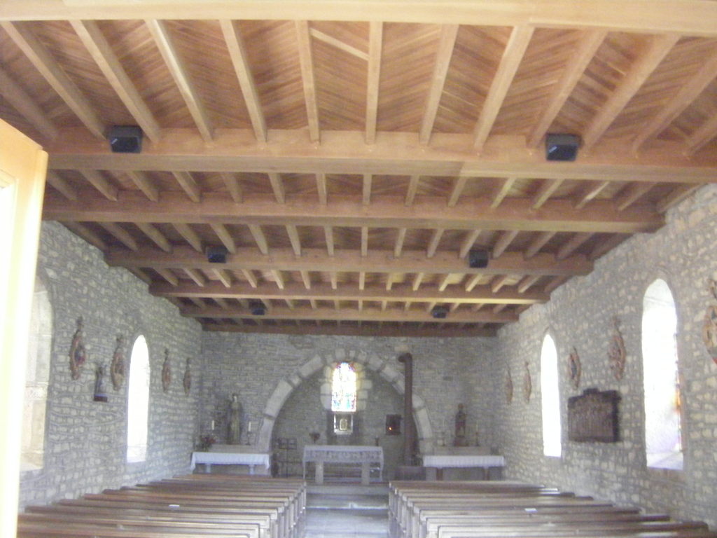 Intérieur de l'église de Villechantria